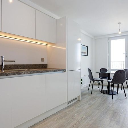 Contemporary 2 Bedroom Duplex In Salford Manchester Exterior foto